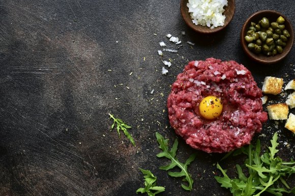 Restaurant pour manger un tartare de bœuf coupé au couteau Brignais